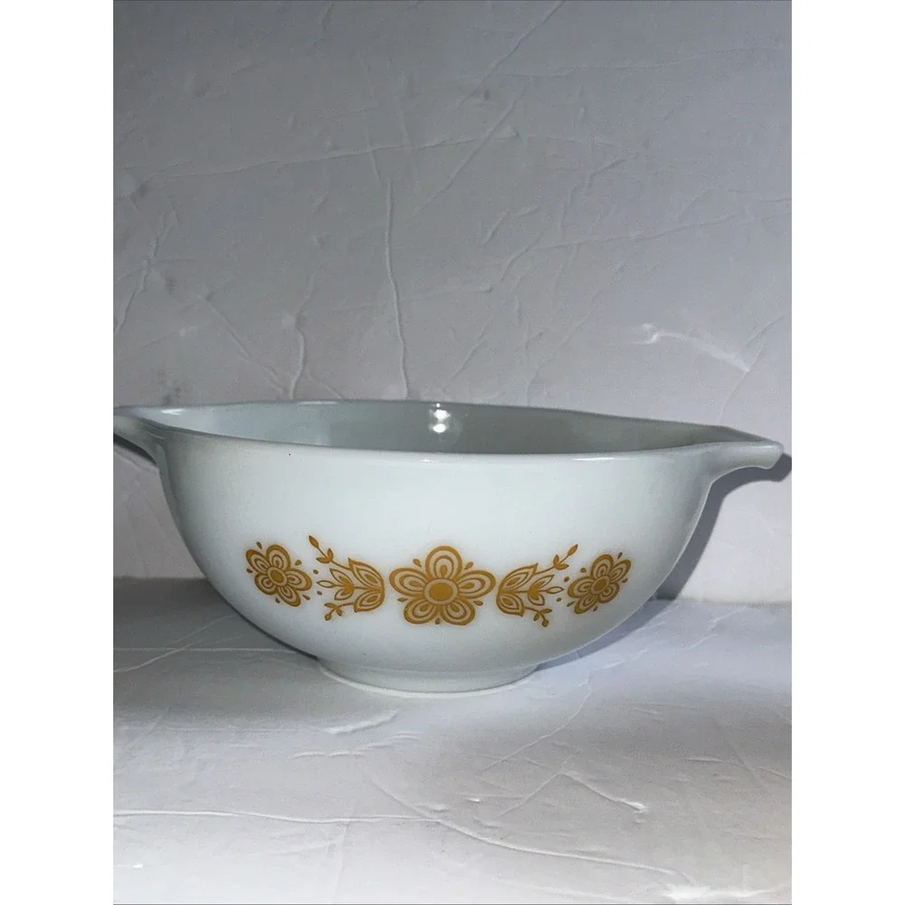 Vintage Pyrex Butterfly Gold 442 443 Cinderella Mixing Nesting Bowl Set